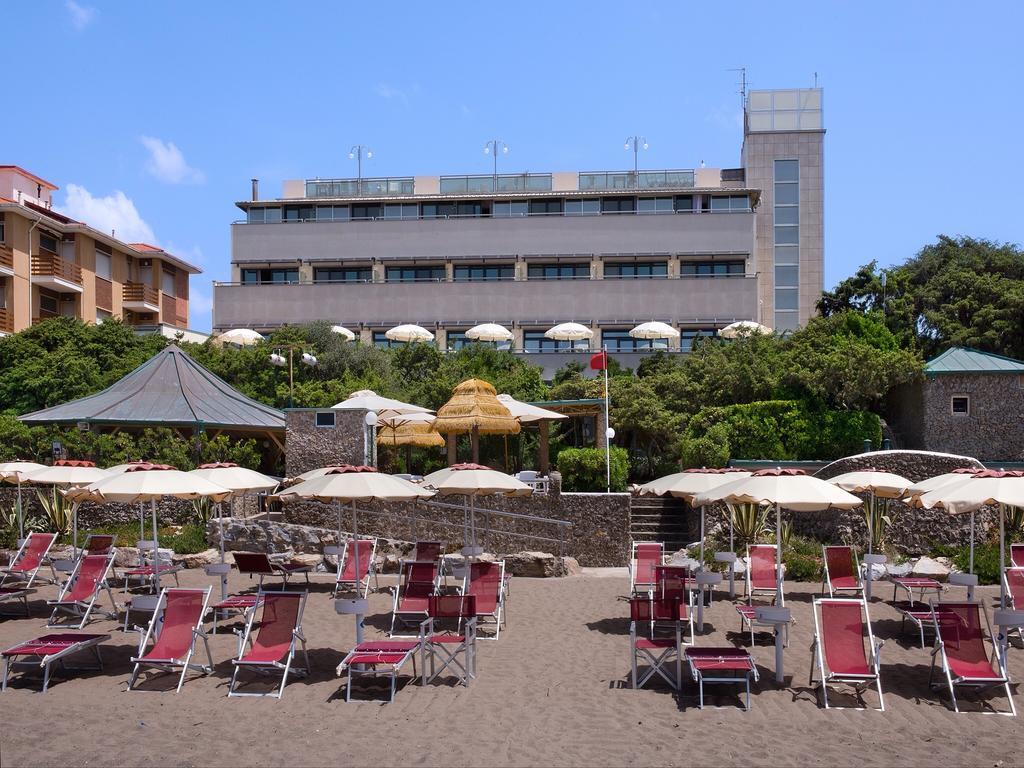 Hotel I Ginepri Marina di Castagneto Carducci Exterior foto