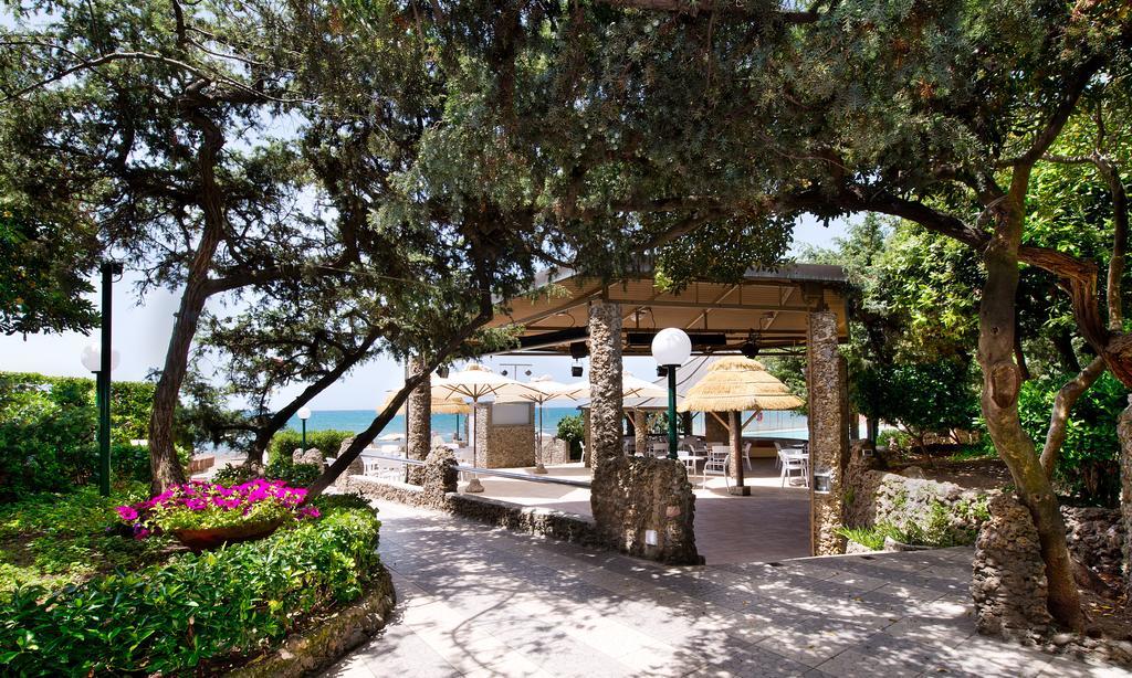 Hotel I Ginepri Marina di Castagneto Carducci Exterior foto