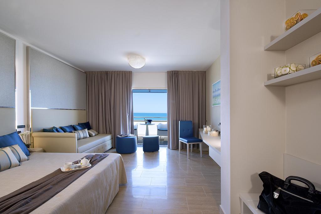 Hotel I Ginepri Marina di Castagneto Carducci Exterior foto